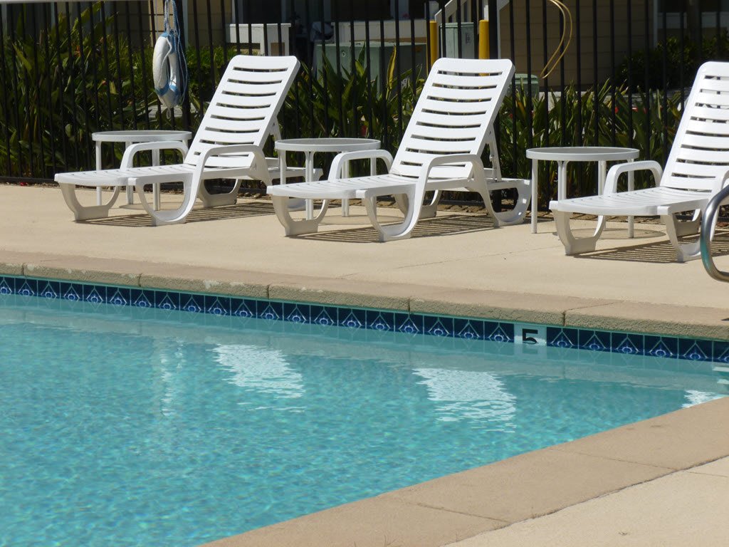 Photos and Video of Vintage Pointe Senior Apartments Affordable