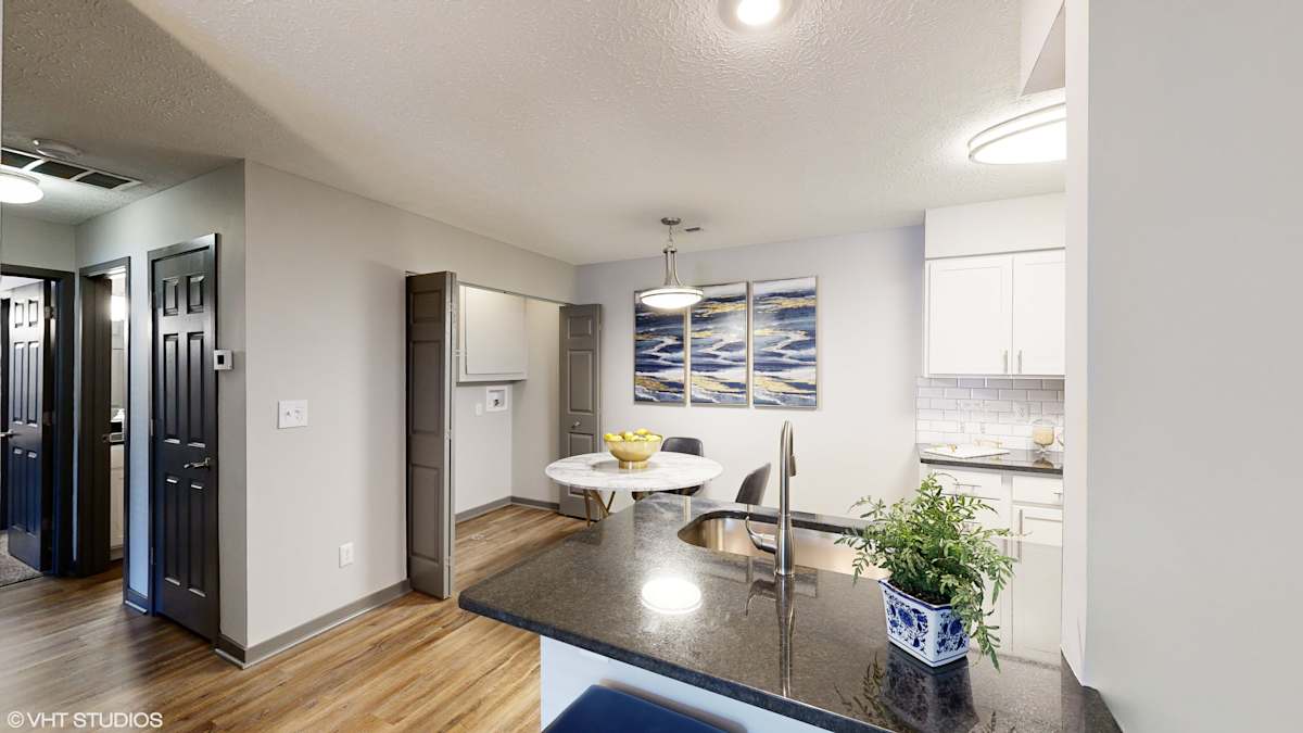 Silvertree at Little Turtle Apartments open kitchen and living area - Westerville, OH