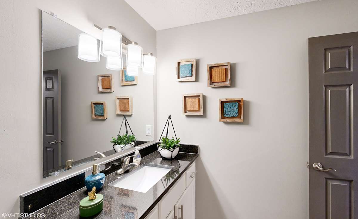 Springburne at Polaris Apartments bathroom vanity - Columbus, OH