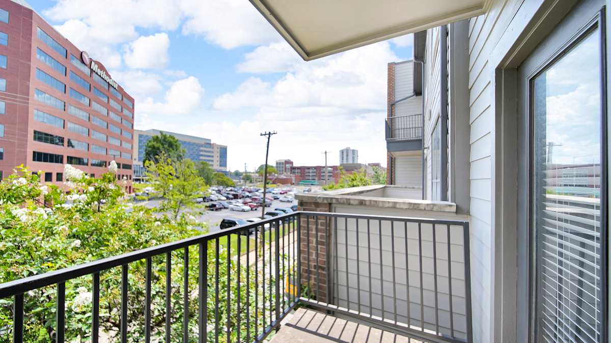 Bristol On Union Apartment Homes private balcony with views - Memphis, TN