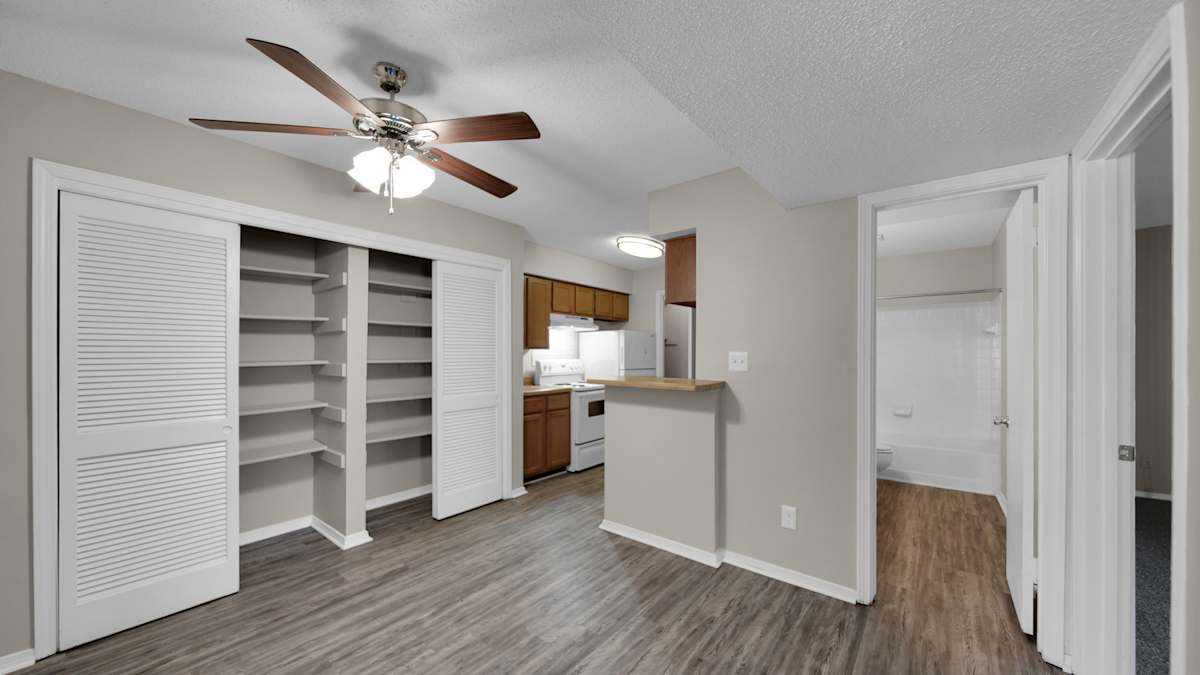 The Local Apartments room with ceiling fan - Memphis, TN