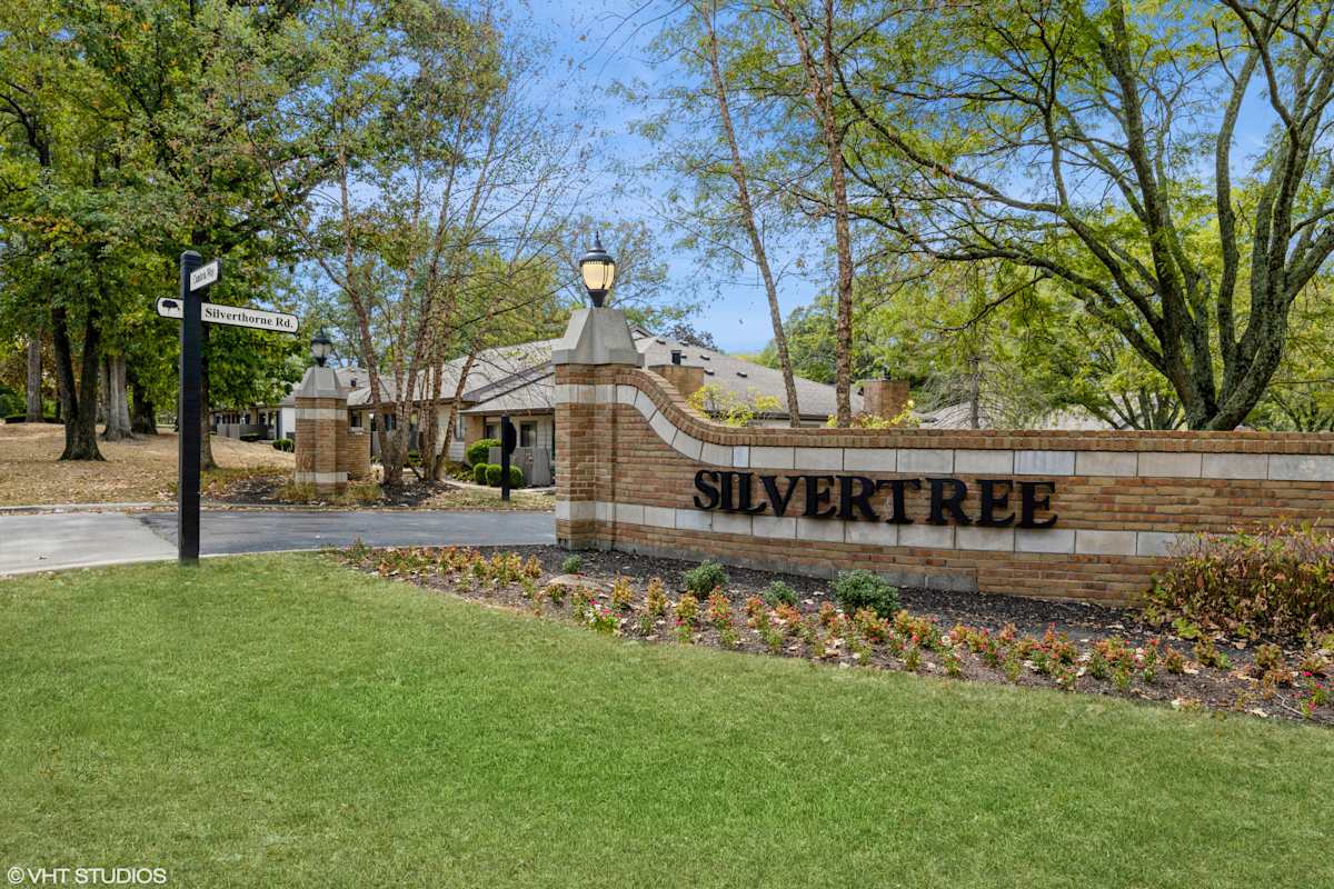 Silvertree at Little Turtle Apartments monument sign - Westerville, OH