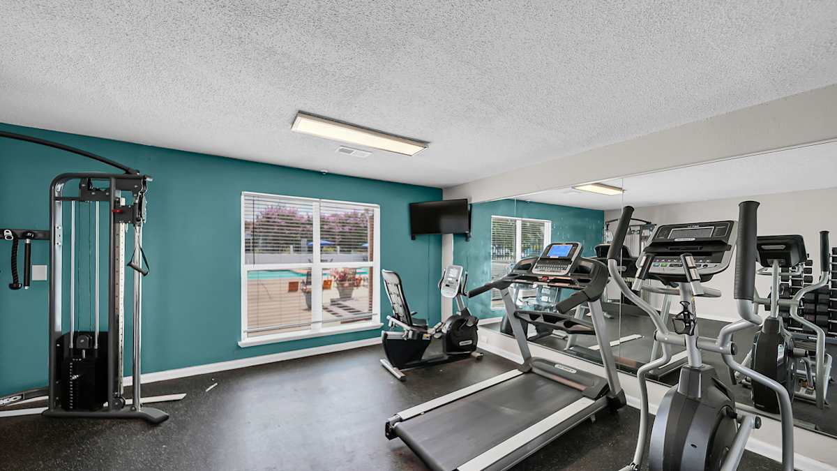 The Stella Apartments gym - Memphis, TN