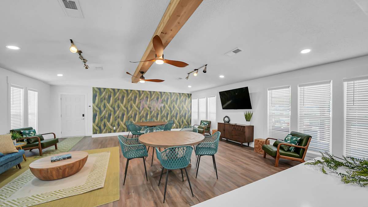 The Stella Apartments living area interior - Memphis, TN