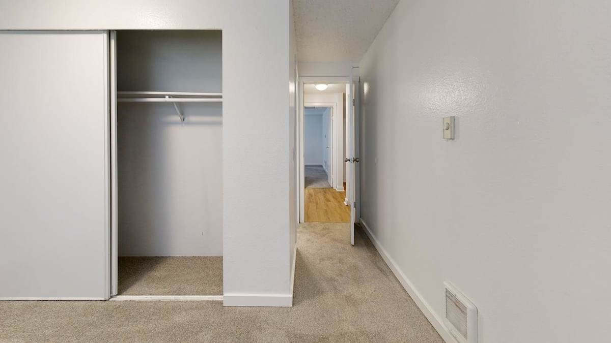 Ellyson Apartment Homes bedroom closet and hallway view - Tacoma, WA