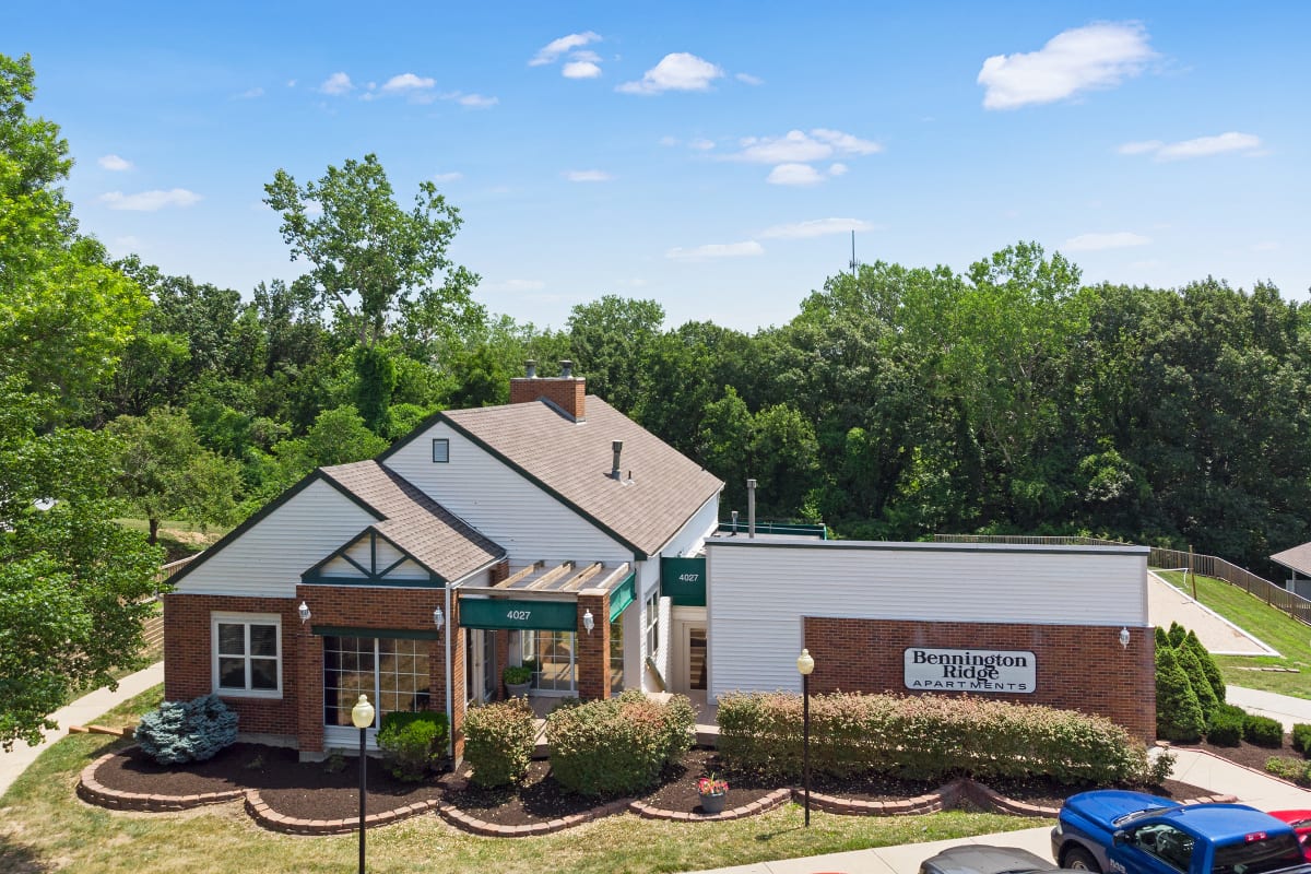Pennighton Ridge Photos and Video of Bennington Ridge in Kansas City, MO