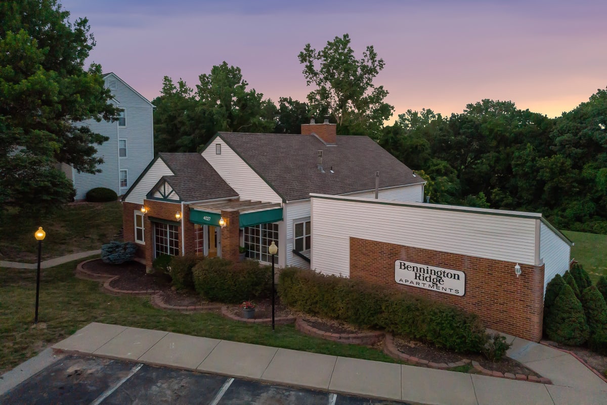 Pennighton Ridge Photos and Video of Bennington Ridge in Kansas City, MO