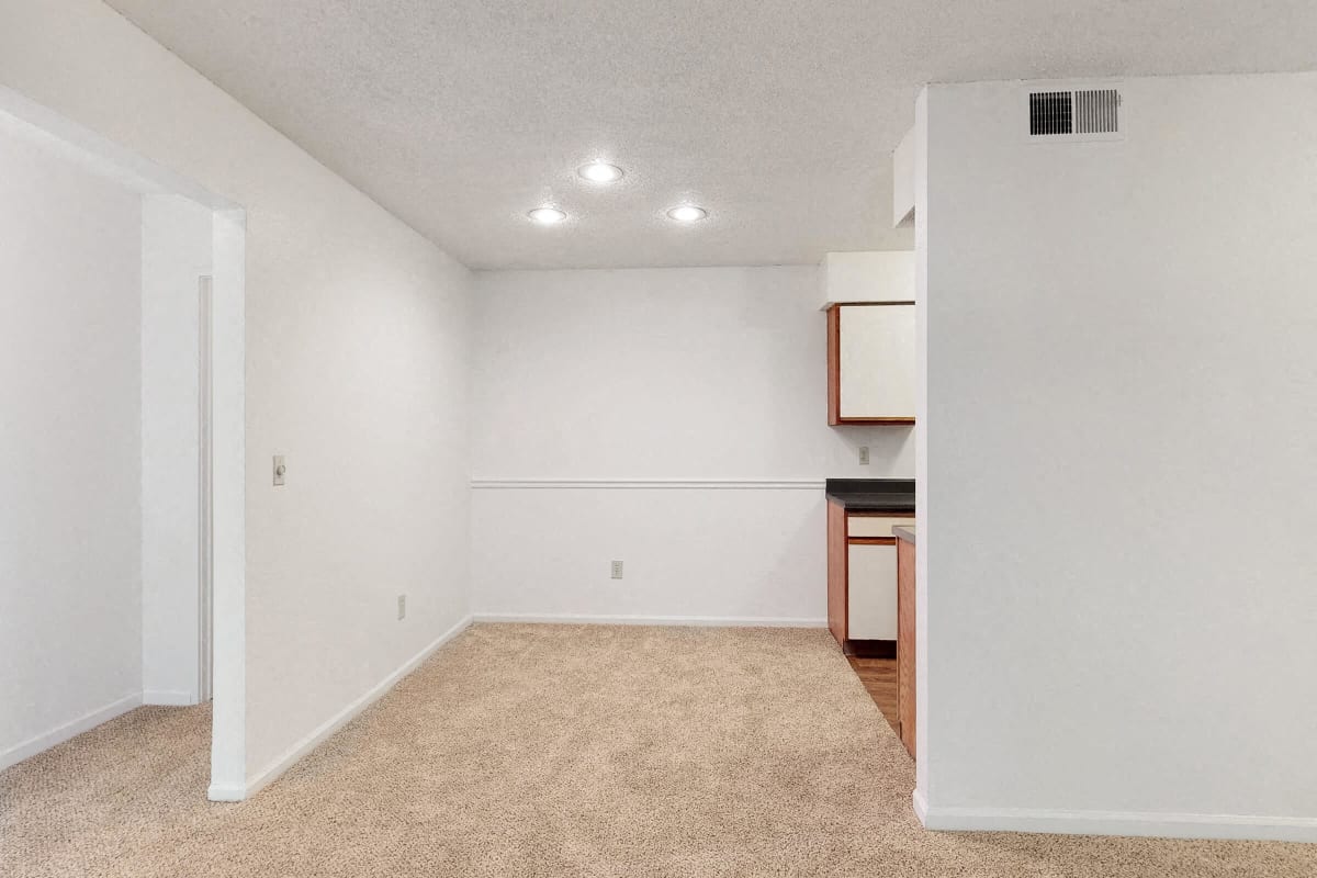 Pennighton Ridge Photos and Video of Bennington Ridge in Kansas City, MO