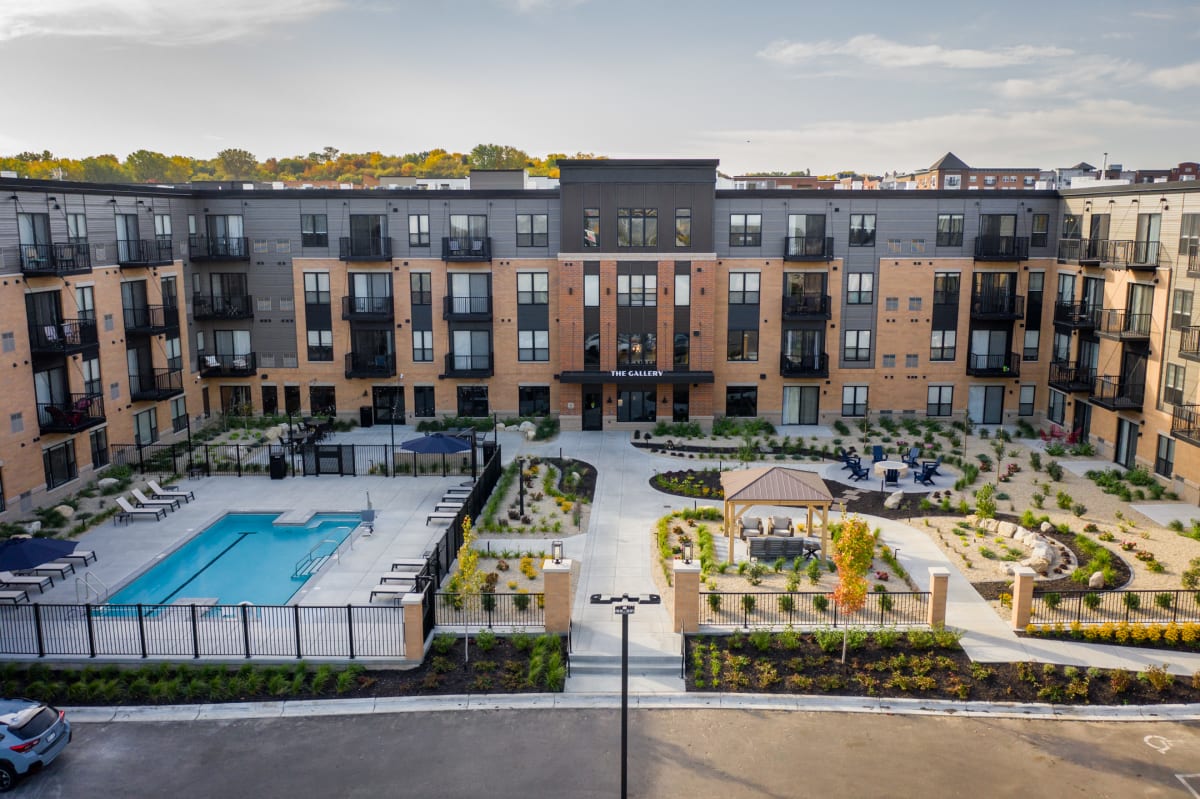 Apartments for Rent in Burnsville, MN The Gallery