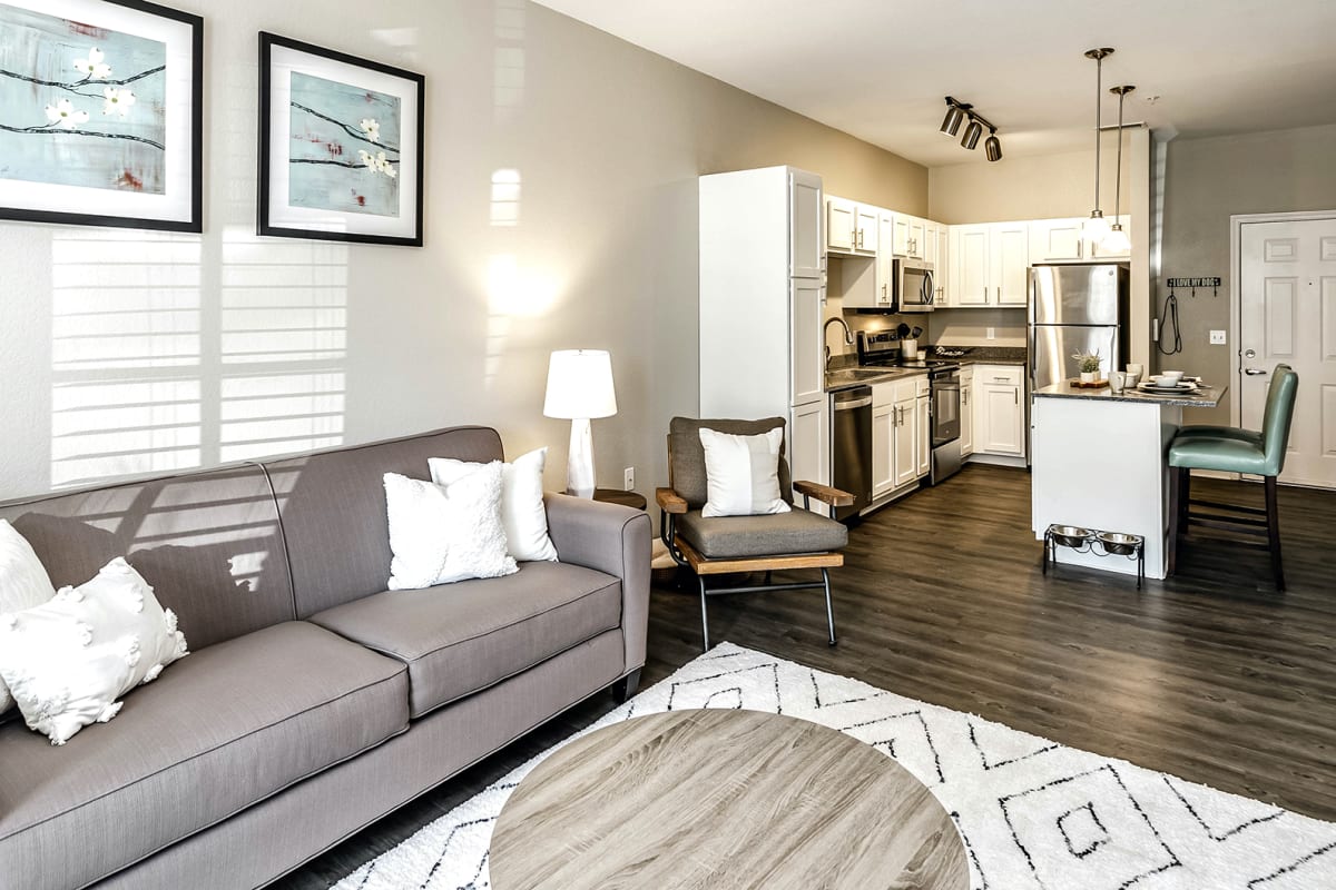 West Omaha Apartments for Rent Legacy Commons Photos