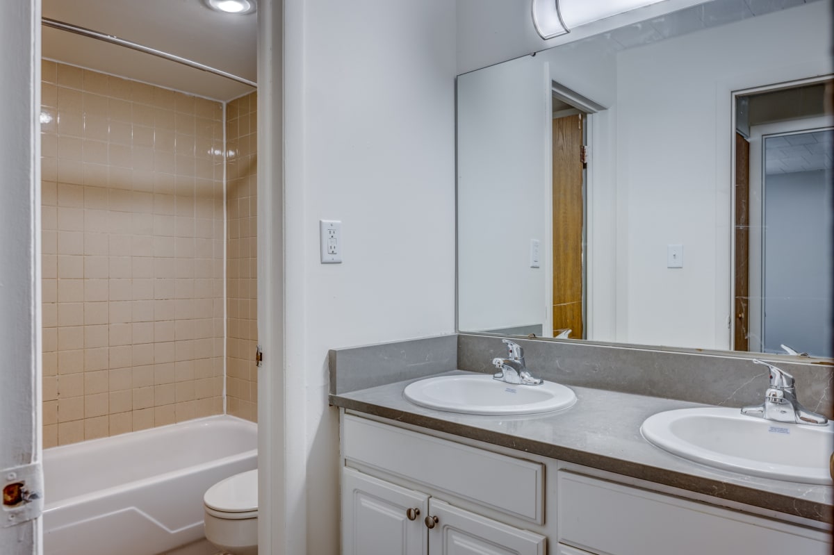 Photos and Video of Cedar Village Apartments in East Lansing, MI