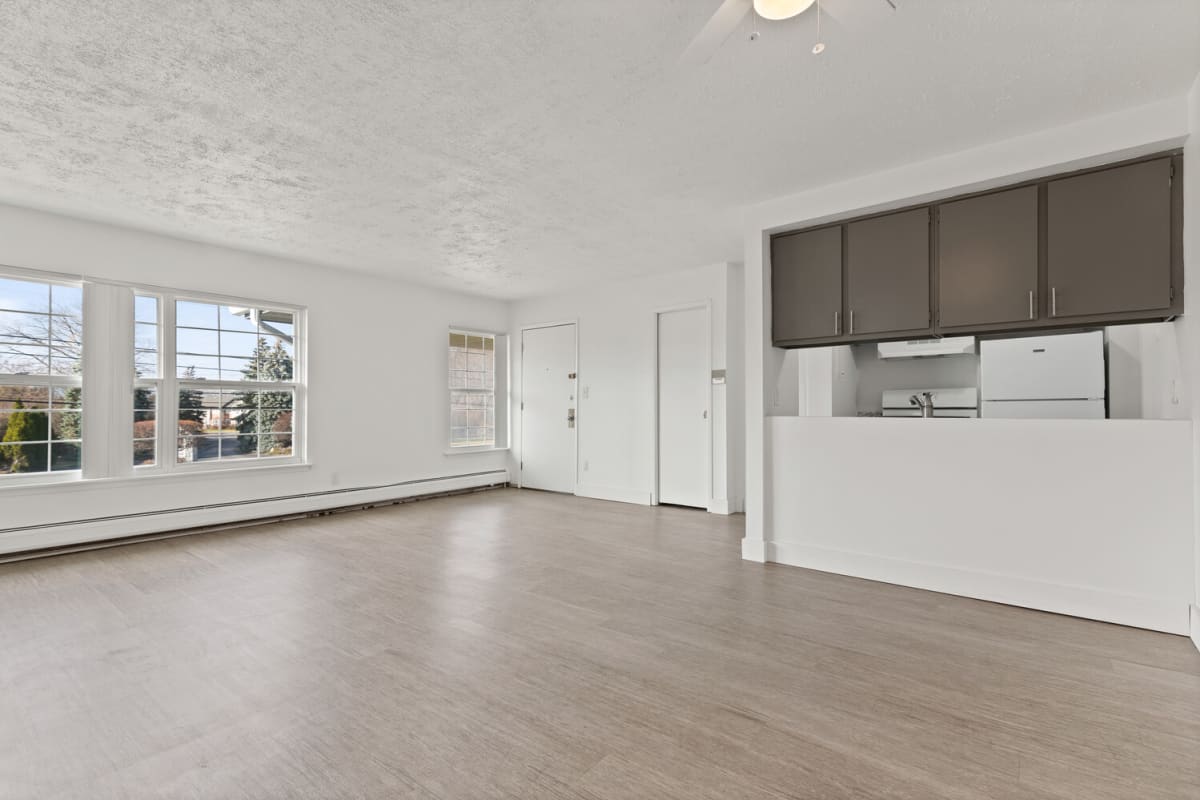 Photos and Video of Cove On 13 Roseville, MI in Roseville, MI