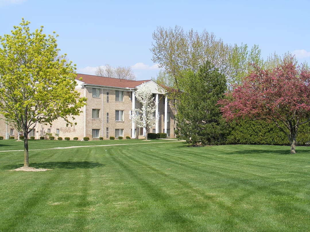 Photos and Video of Fountain Park South Southgate in Southgate, MI