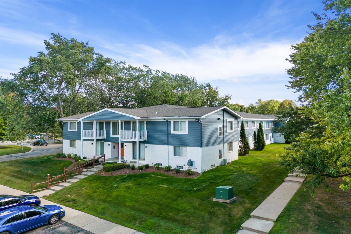 Photos and Video of Town & Country Apartments Wixom, MI in Wixom, MI