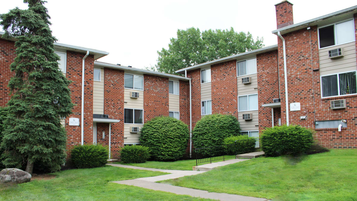 Apartments for Rent in Fairport, NY Highview Manor Apartments