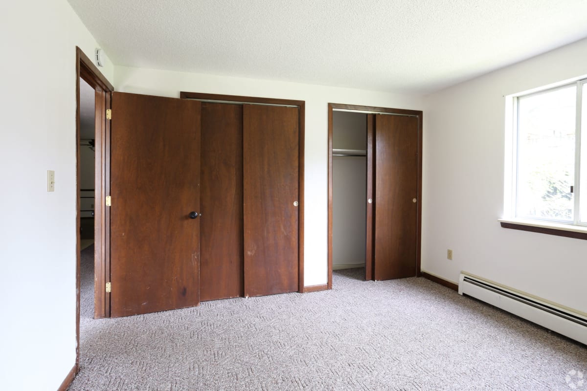 Photos and Video of Lincoln Square Apartments in Hamburg, NY