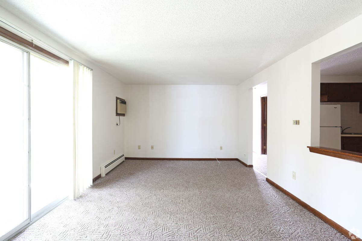 Photos and Video of Lincoln Square Apartments in Hamburg, NY