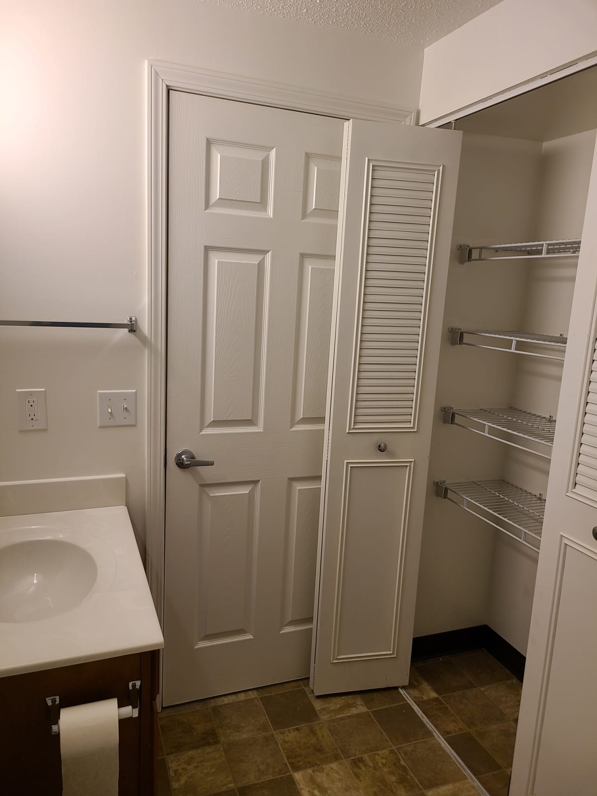 Photos and Video of Lakeview in Manistique, MI