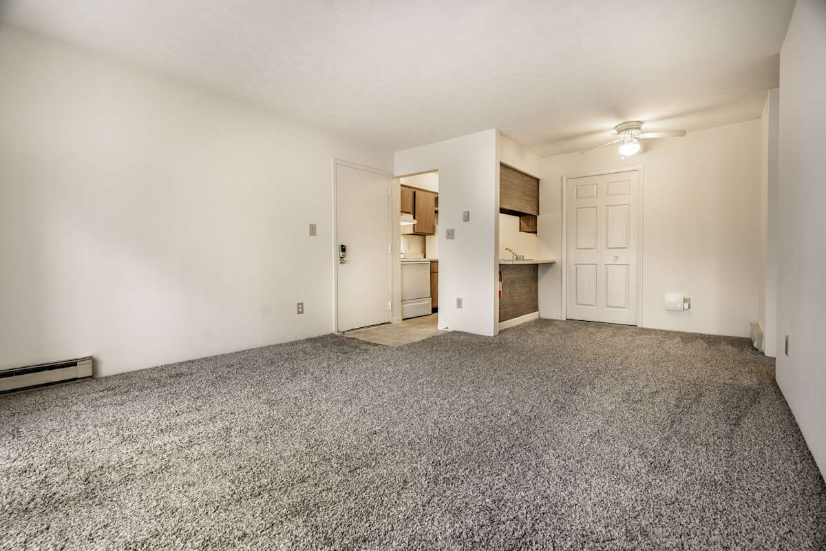 Apartments for Rent Rocky Hill, CT | Stepny Place | Photos, image size:1200x800