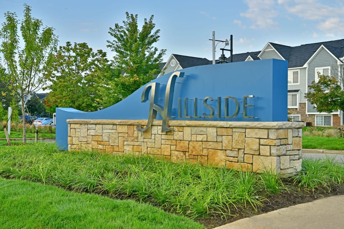 Apartments for Rent in Wixom, MI Hillside Apartments