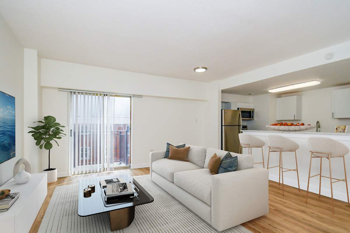 Photos and Video of Lincoln Tower Apartments in Springfield, IL