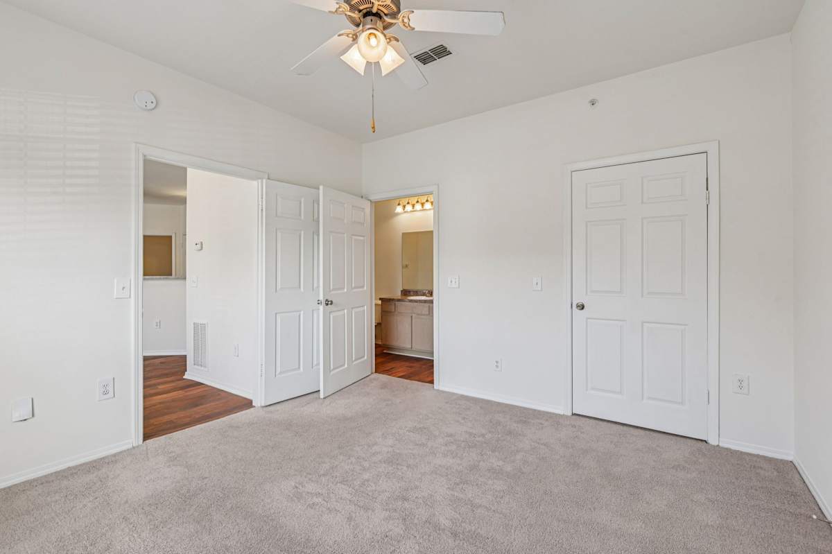 Wesley St. James Apartments apartment interior photo - Atlanta, GA