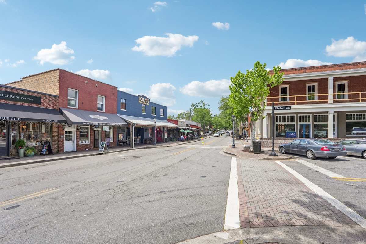 Wesley St. James Apartments community photo - Atlanta, GA