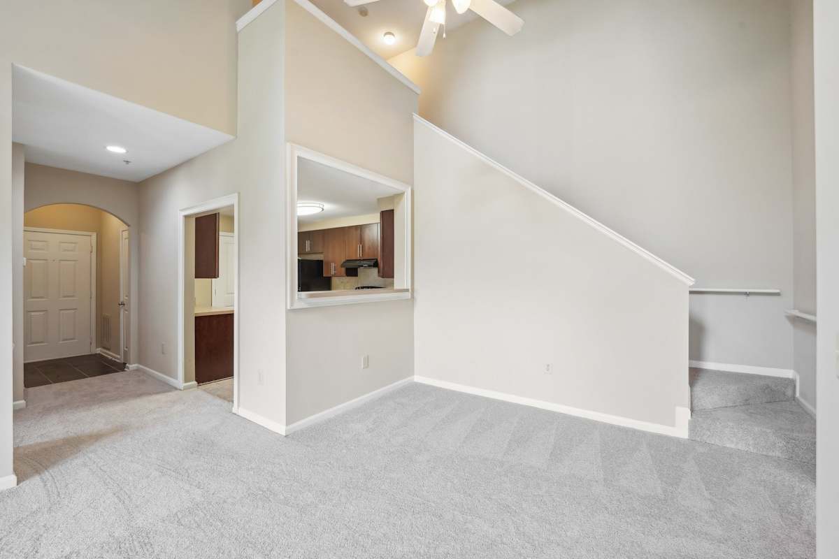 Stillwood Farms Apartments at Newnan apartment interior photo - Newnan, GA