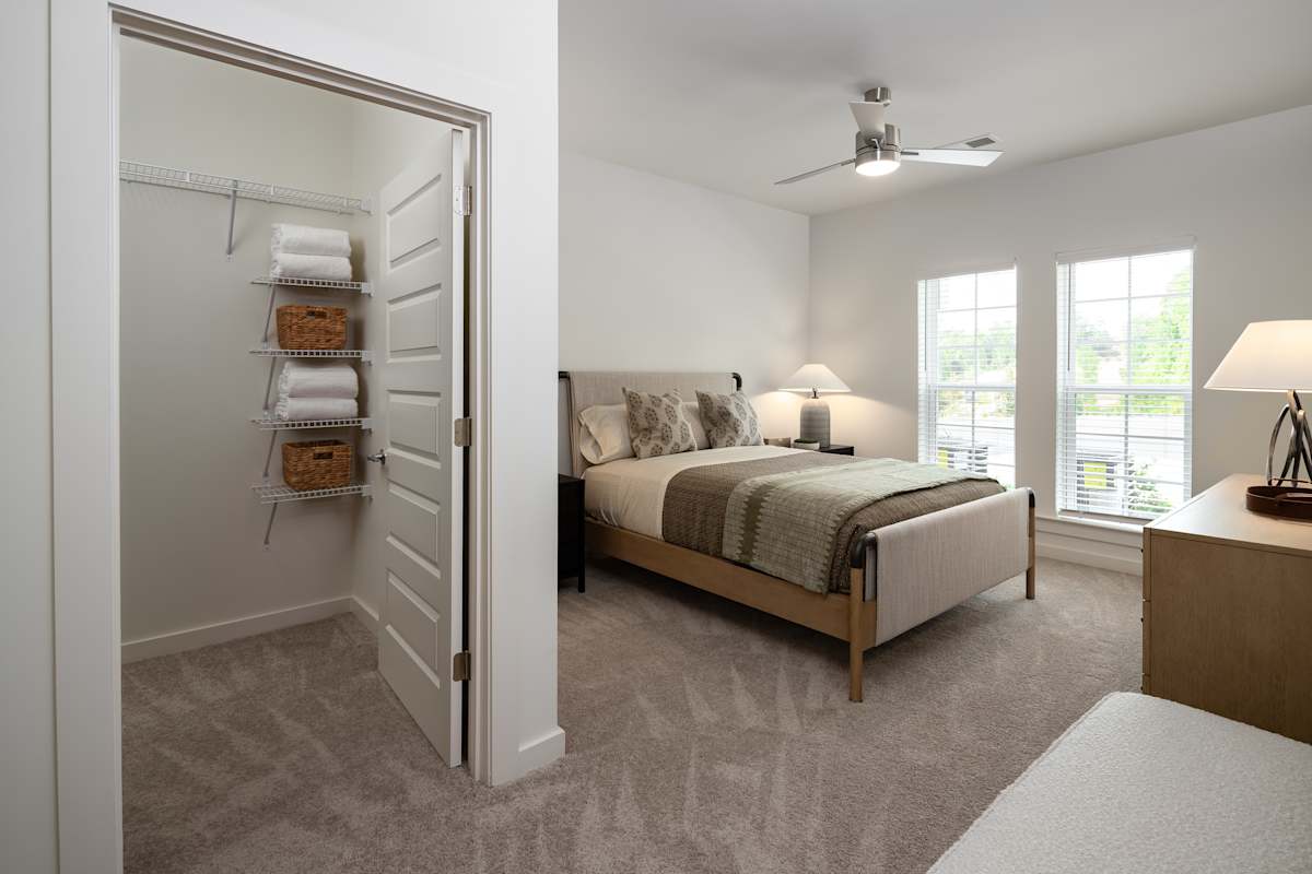 Heron Mill Apartments at Douglasville apartment interior finishes - Douglasville, GA