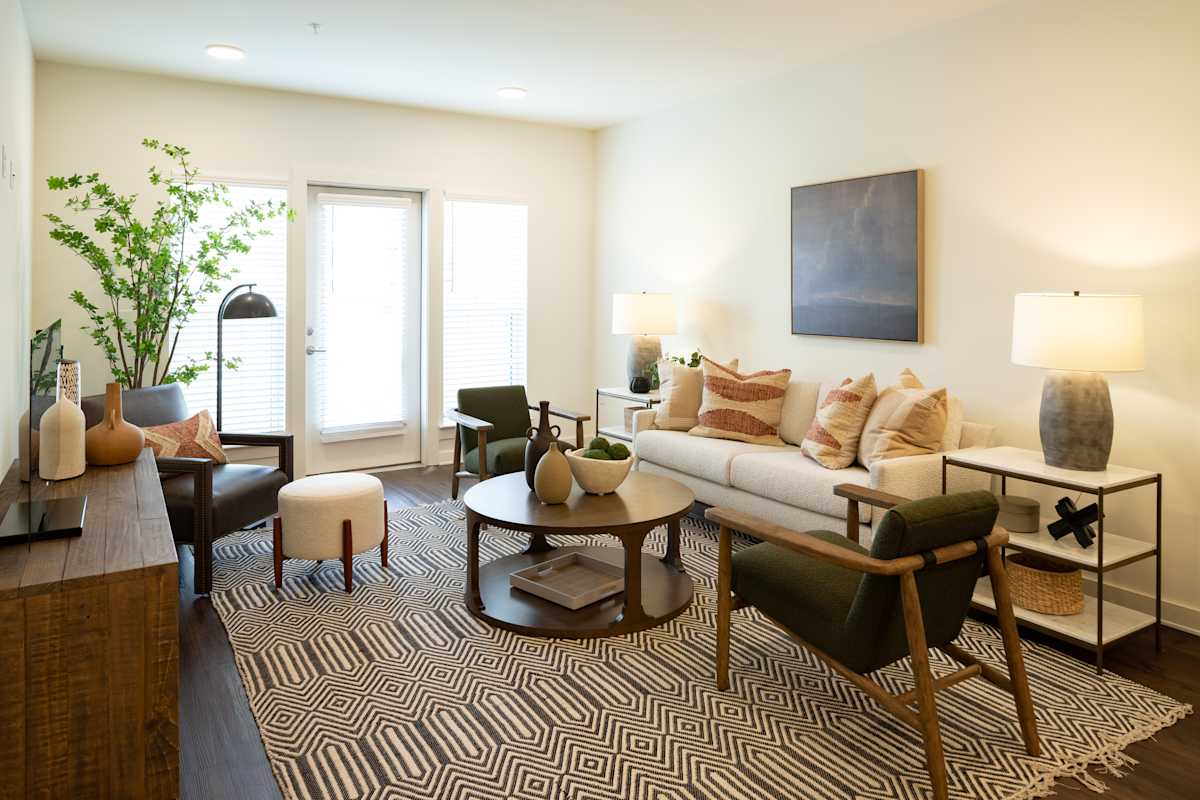 Station 75 Apartments at McDonough apartment interior photo - Locust Grove, GA