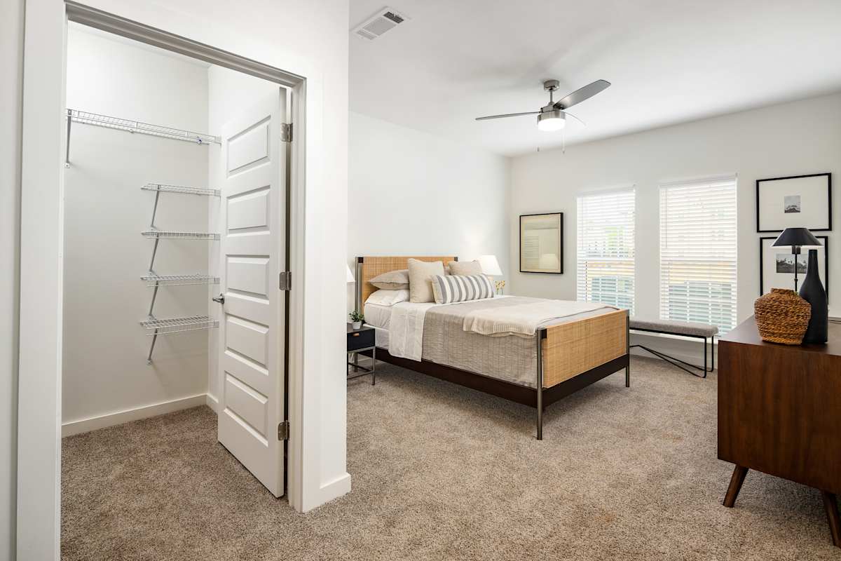 Station 75 Apartments at McDonough apartment interior details - Locust Grove, GA