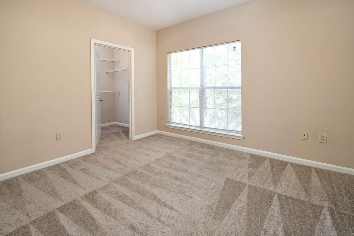 Stillwood Farms Apartments at Newnan apartment interior photo - Newnan, GA