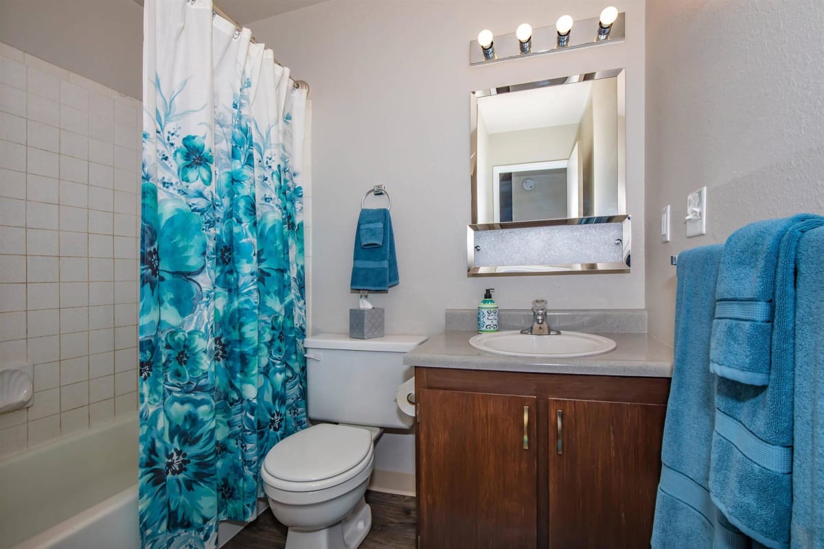 Photos and Video of Lincoln Village Apartments in Spokane, WA