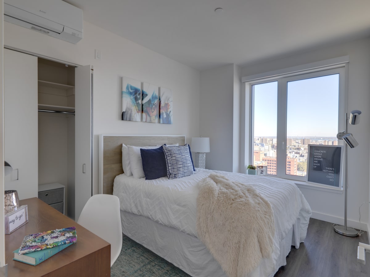 Photos and Video of 425 Grand Concourse in Bronx, NY