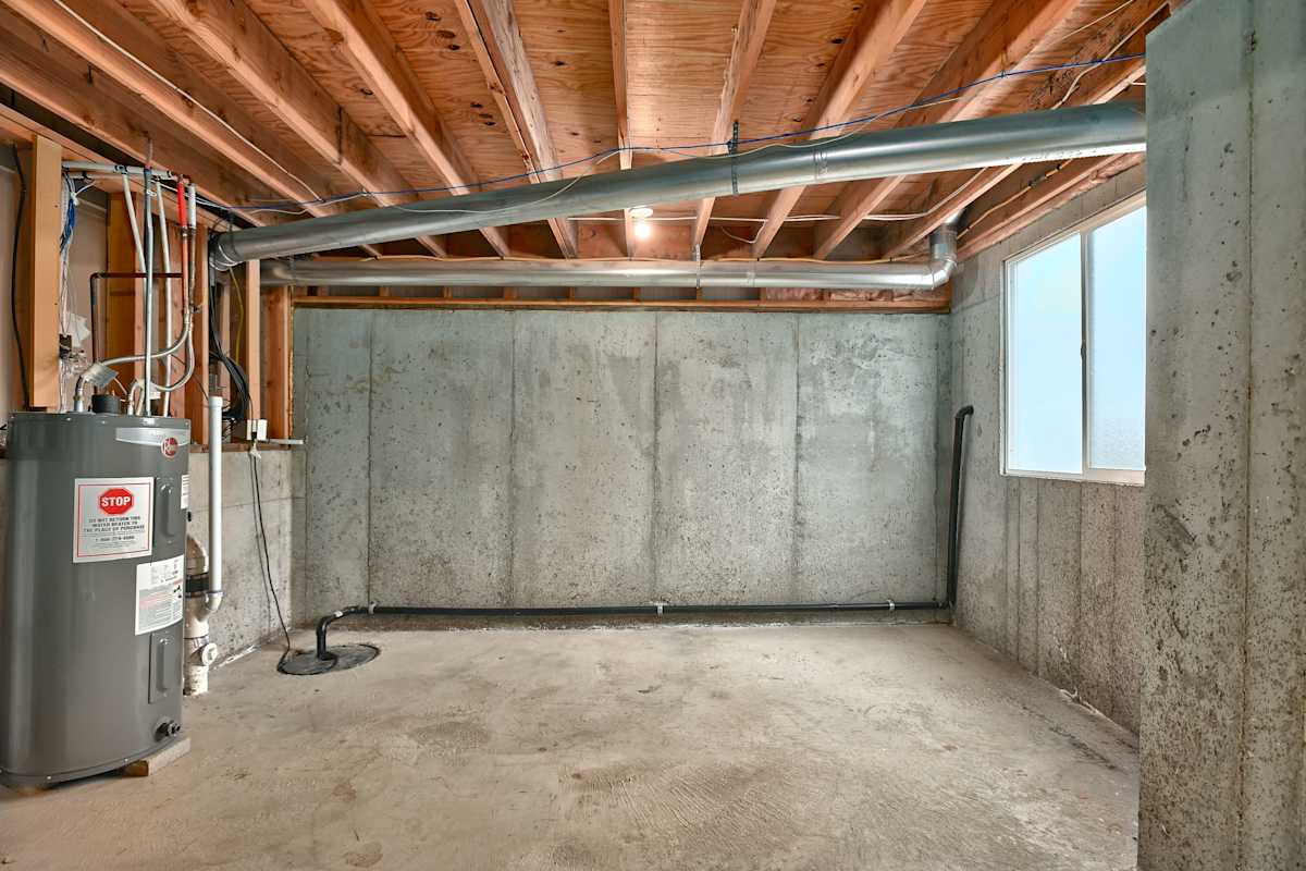 Photos and Video of Delaware Ridge in Kansas City, KS