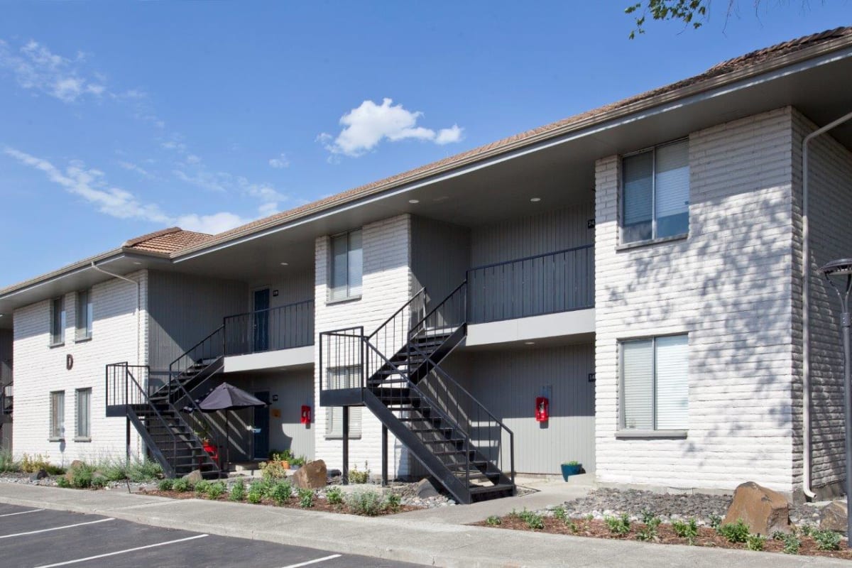 Photos and Video of Evergreen Ridge Apartments in Richland, WA
