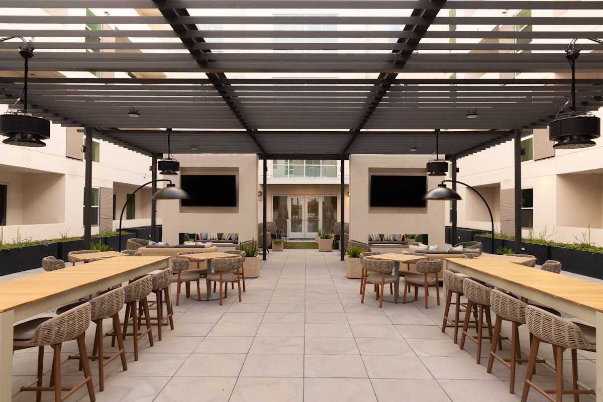 Shared dining room at Ragsdale.