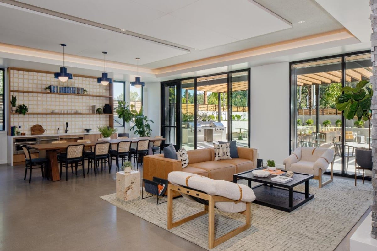 Photos and Video of The Gabe in Portland, OR