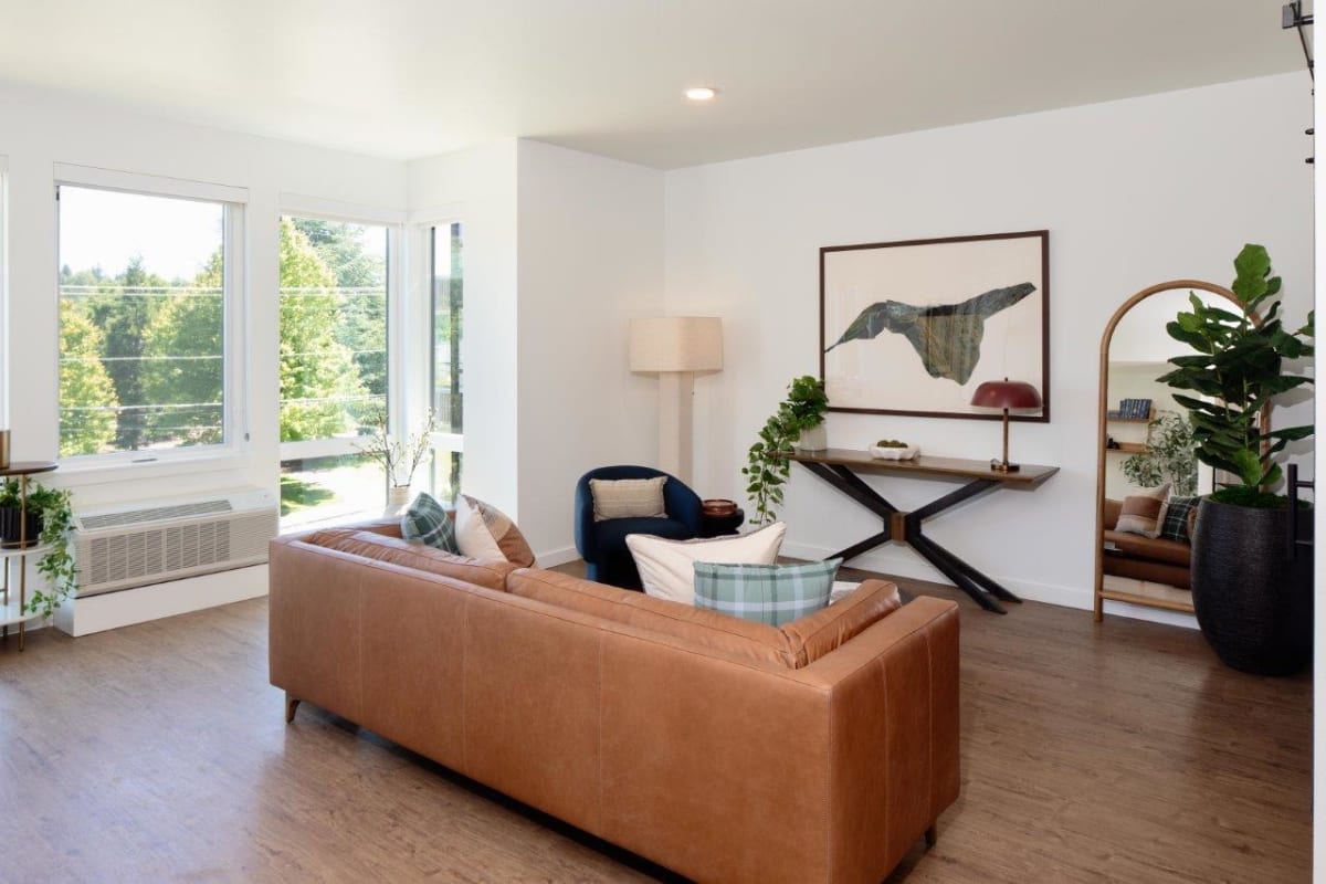 Photos and Video of The Gabe in Portland, OR