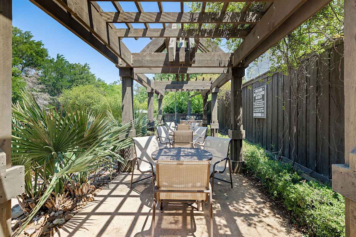 Lodge At Pecan Creek Apts apartment photo
