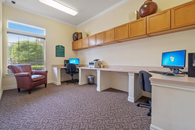 Photos and Video of Falcon Lakes in Arlington, TX