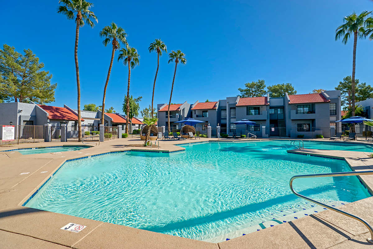 Swimming pool and deck at Diamonte on Bell.