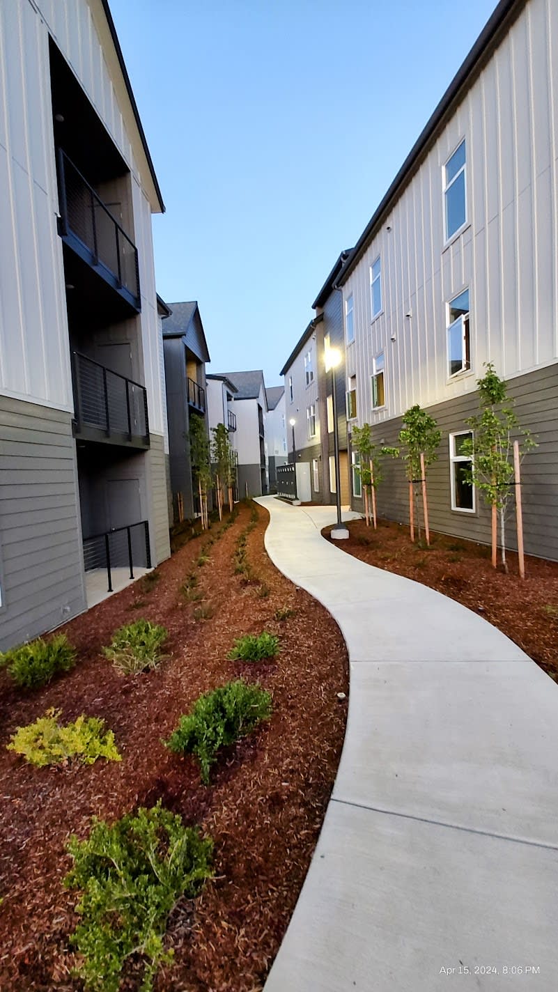 Photos and Video of Cedar Commons in Medford, OR