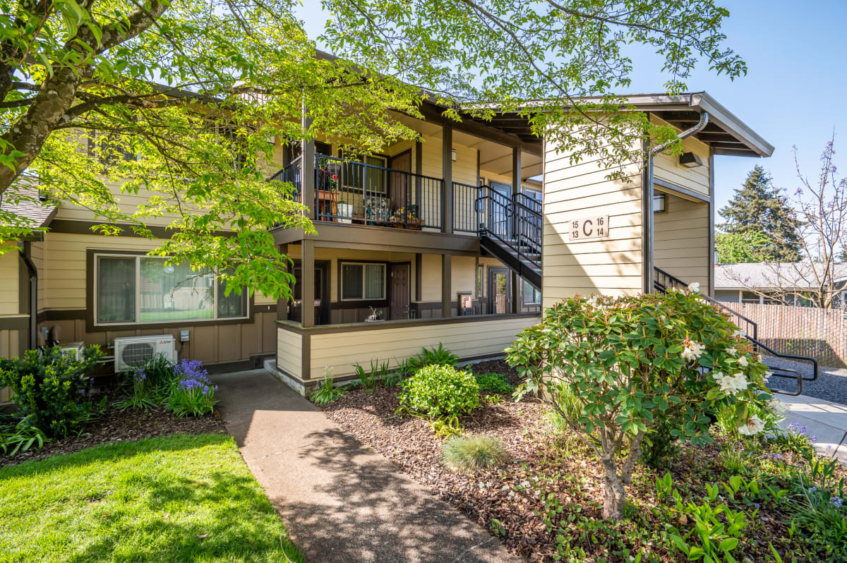 Photos and Video of Pacific Park Apartments Canby West in Canby, OR