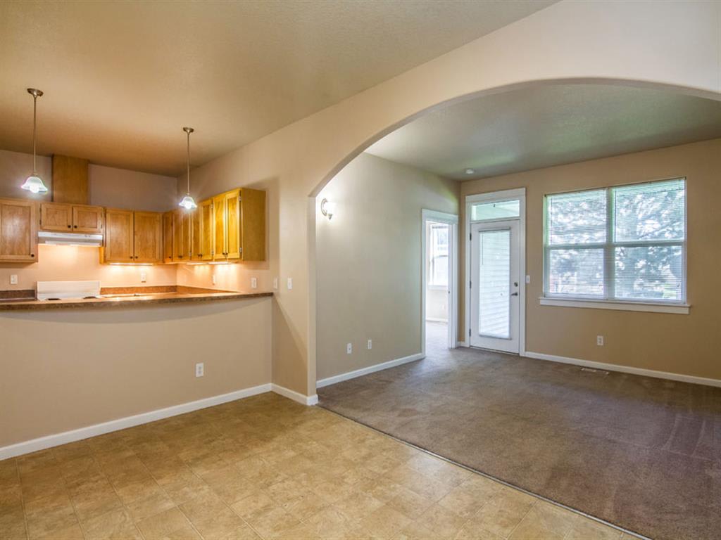 Photos and Video of Applewood Village in Hermiston, OR