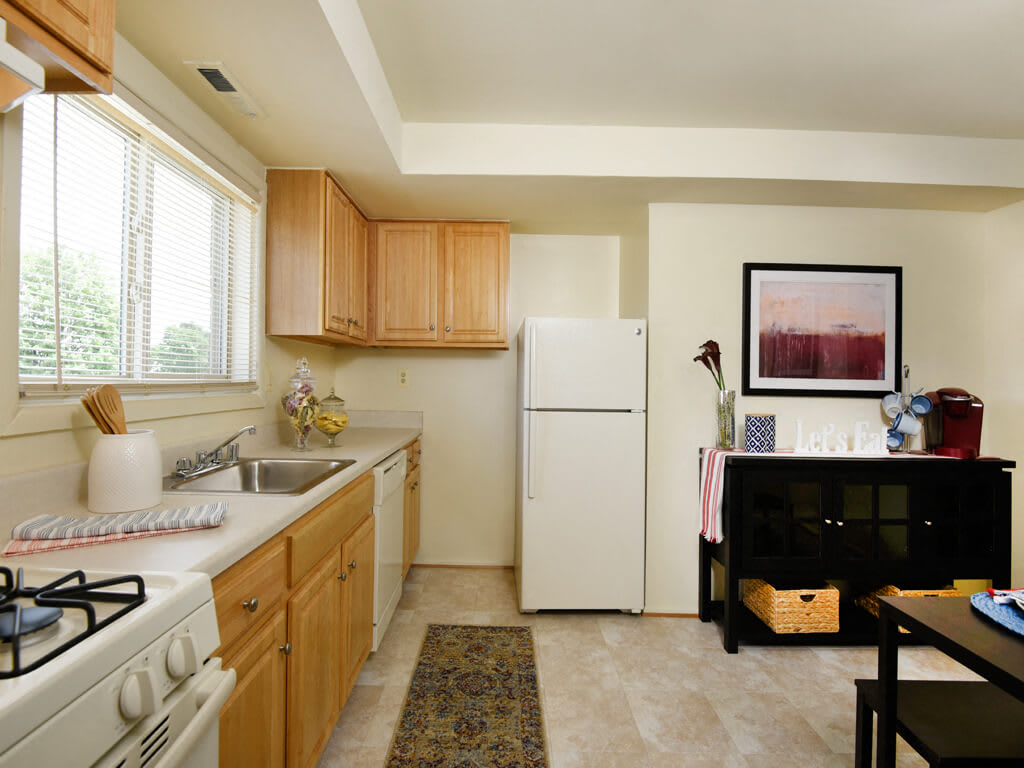 Apartments for Rent in Lansdowne, MD Arbuta Arms Apartments