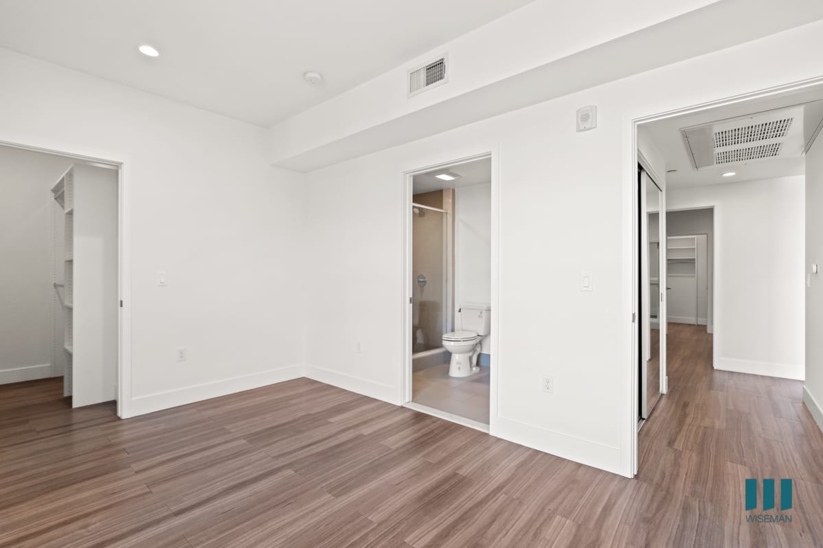 Rosewood Heights by Wiseman — community and apartment views.