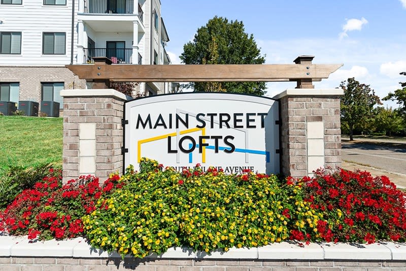 Main Street Lofts community monument sign - Oak Ridge, TN