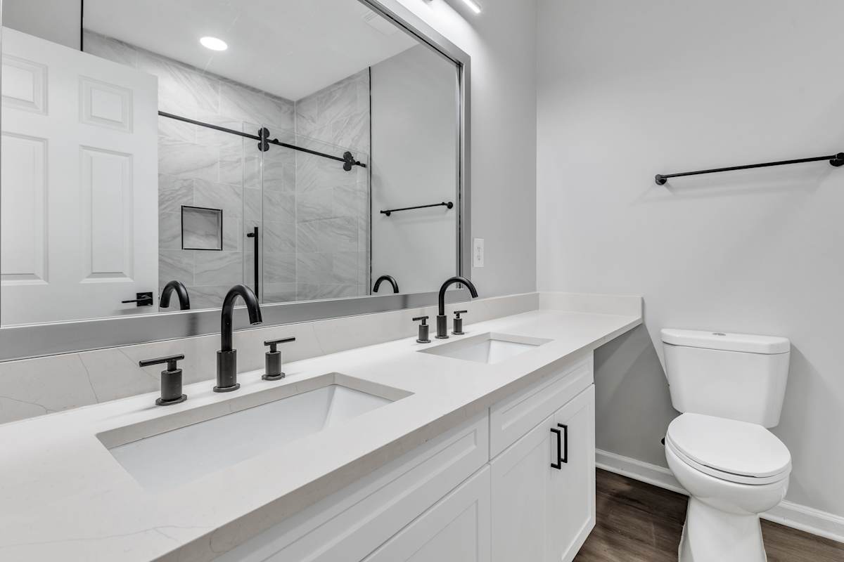 The Reserve at Meadowmont apartment bathroom - Chapel Hill, NC