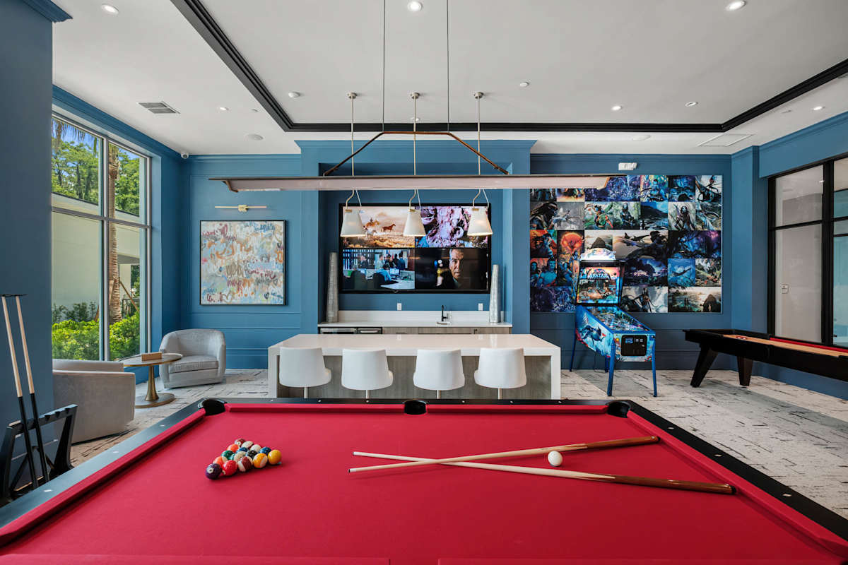 Altis Grand Twin Lakes game room with pool table - Kissimmee, FL